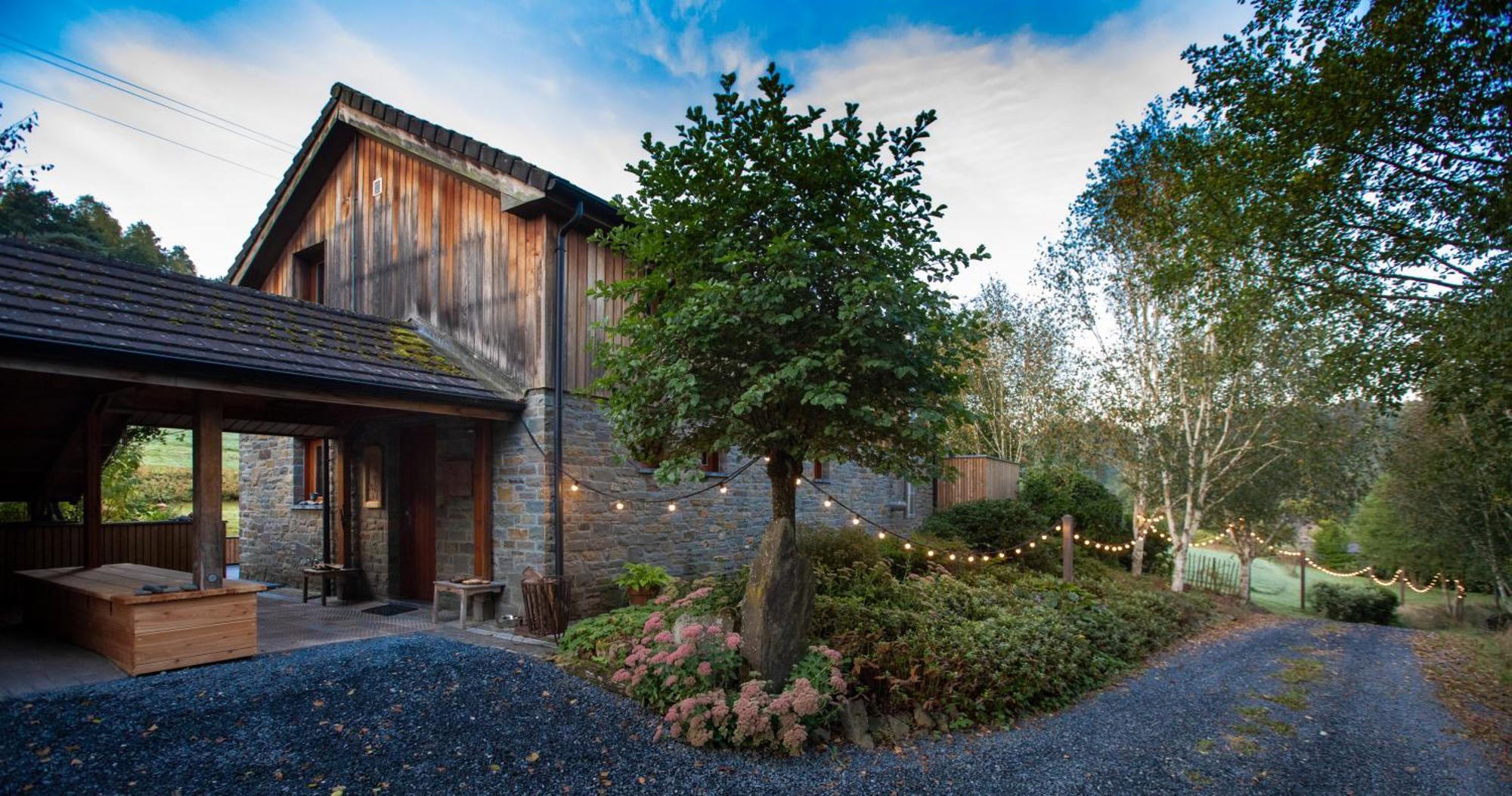 Les Avernas En Bas Romantic Getaway Lierneux Luaran gambar