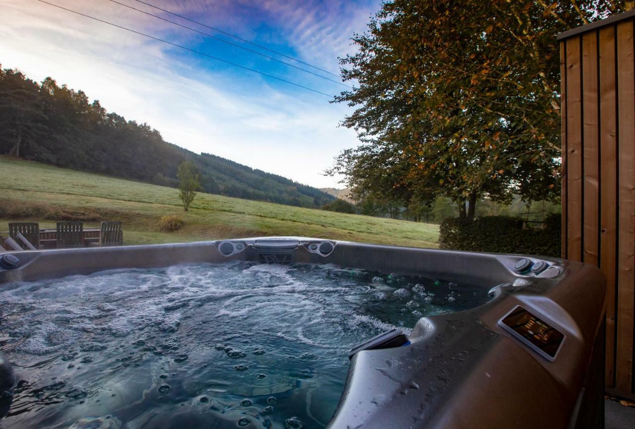 Les Avernas En Bas Romantic Getaway Lierneux Luaran gambar
